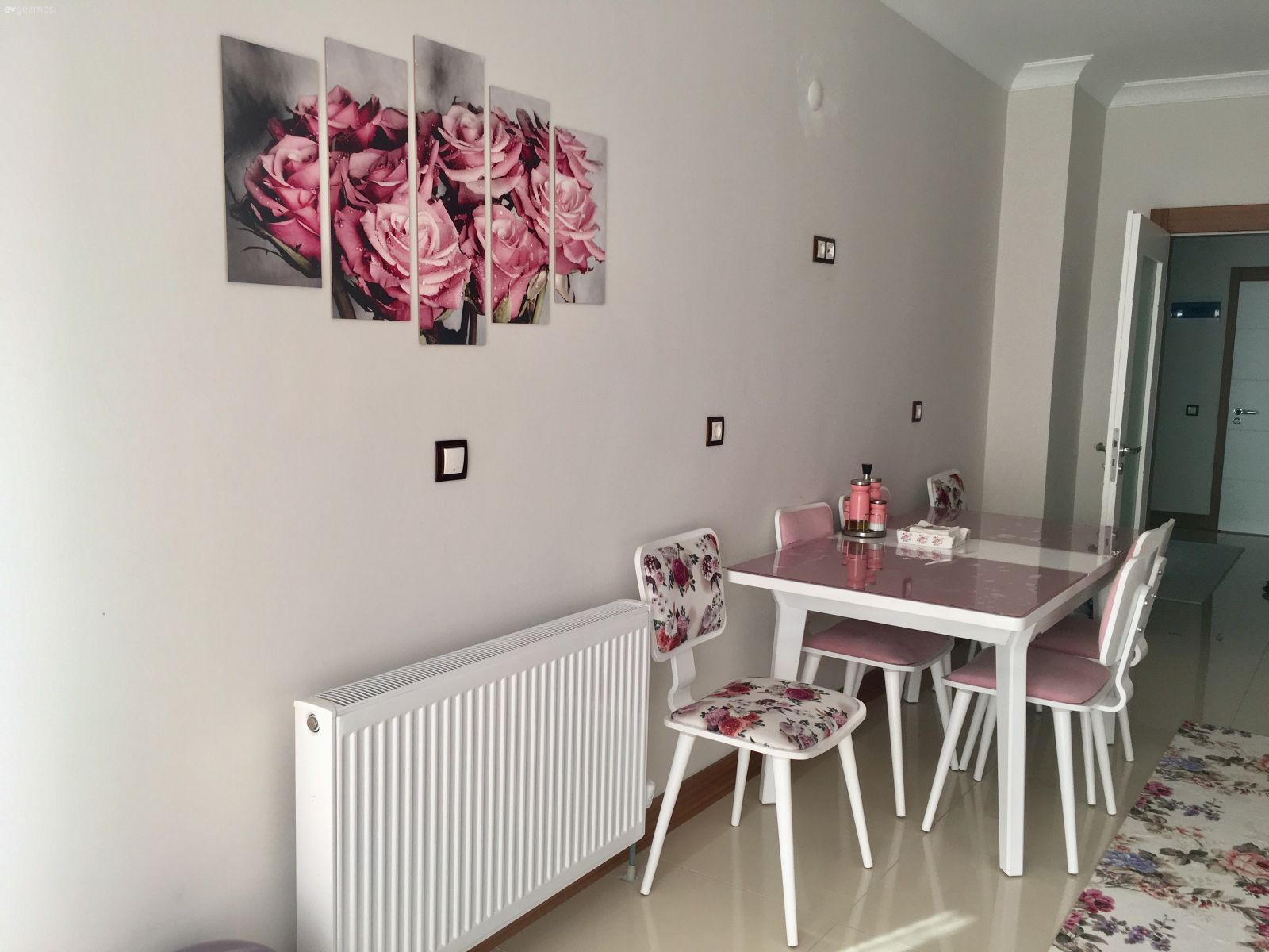 Çiçekli desen, Mutfak, Mutfak masası, Pembe, Tablo