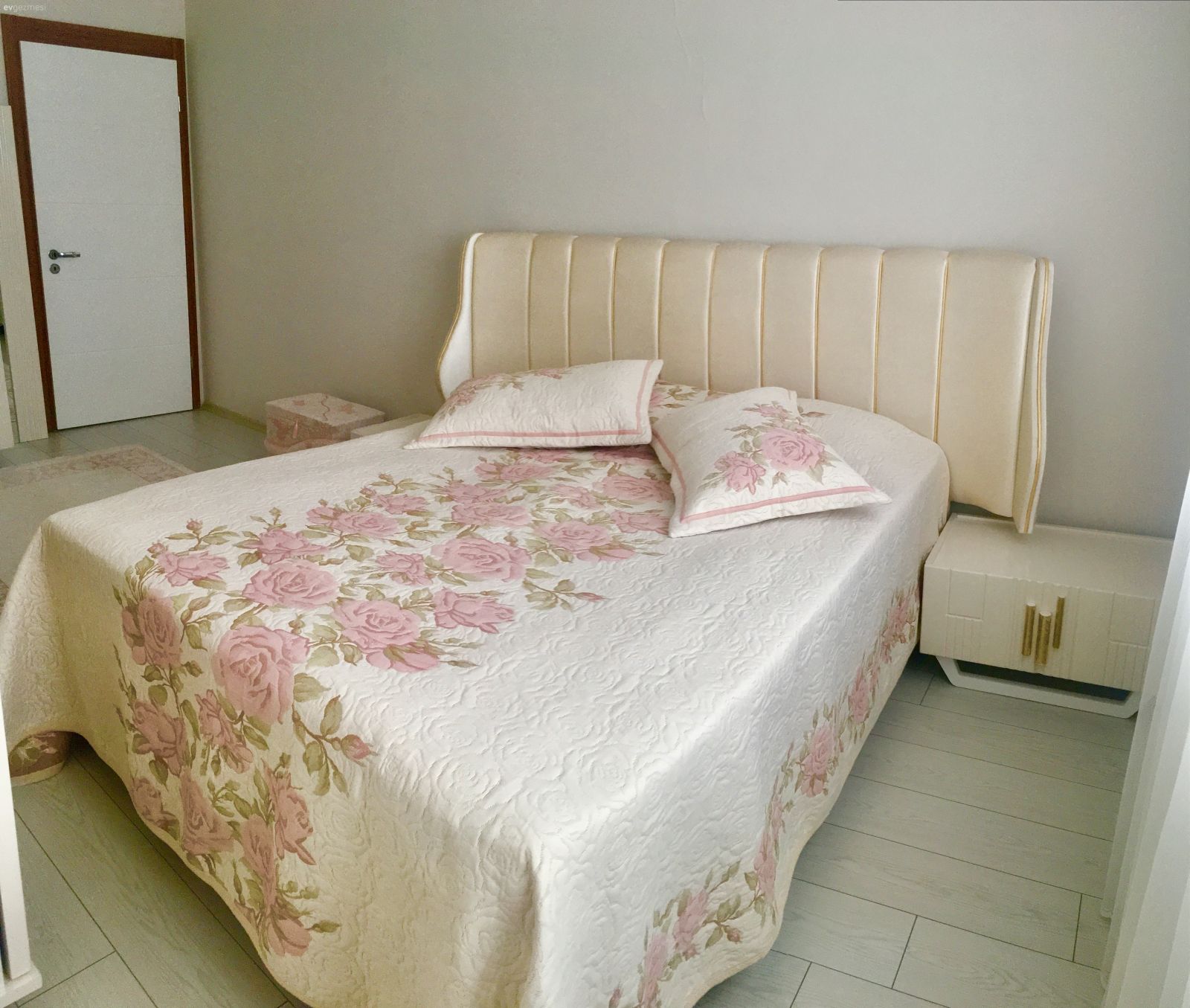 Yatak Odası, Yatak örtüsü