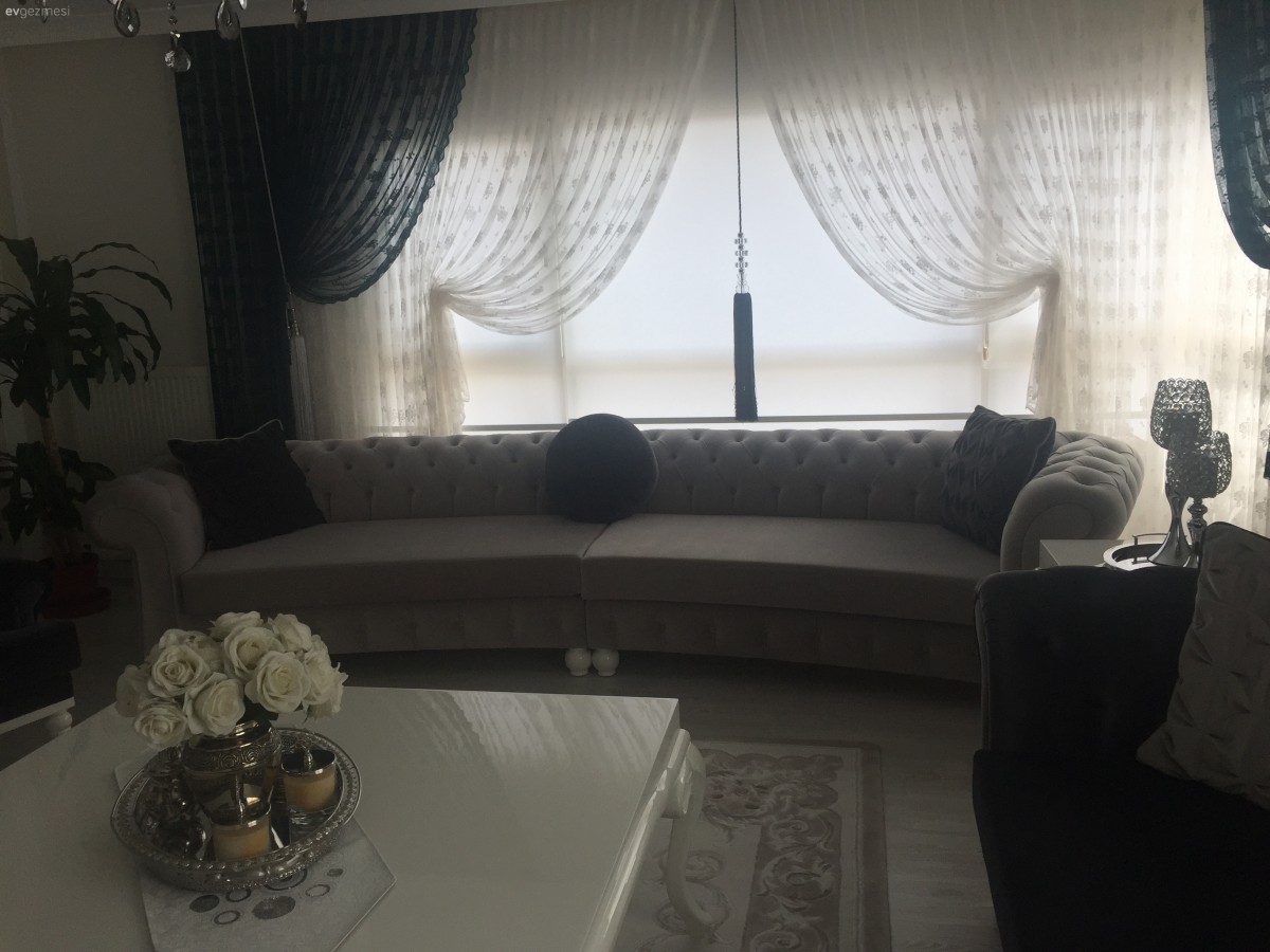 Salon, Kruvaze perde, Dörtlü koltuk