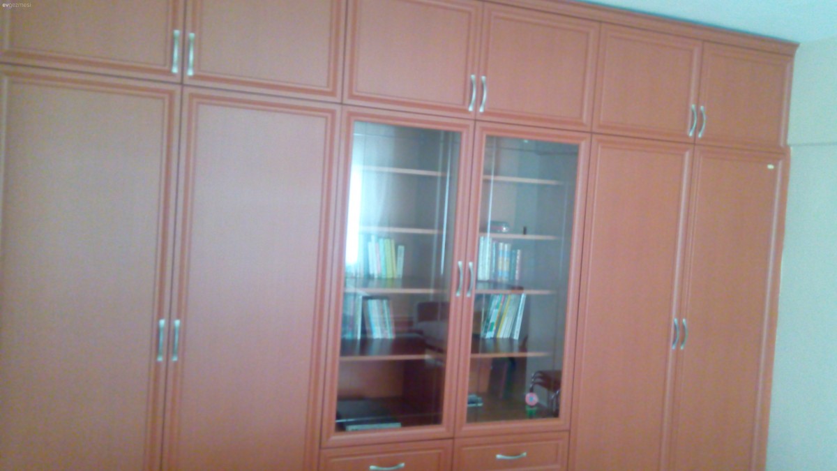 Büyük dolaba uygun salon