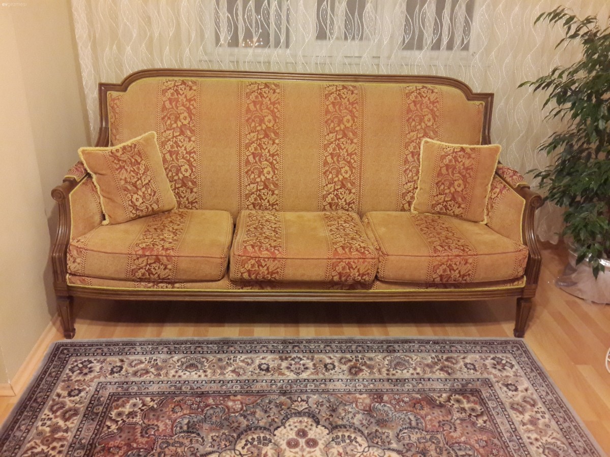 Bunlarda haliyle kullandığım koltuklarımida. 