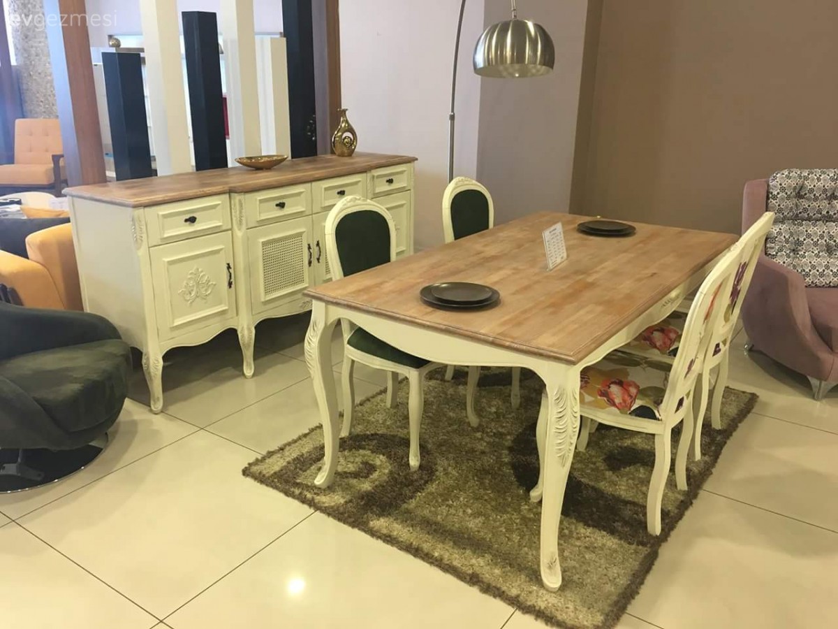 Evleniyorum salon ve yemek odası tavsiye