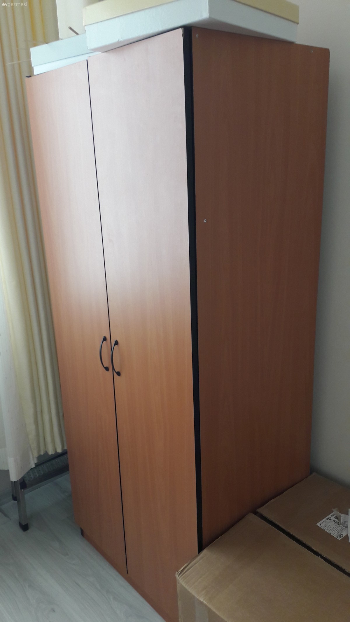 Kıyafet dolabımla ilgili