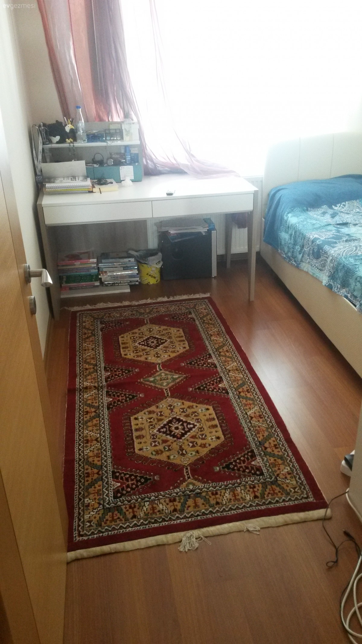 Genc Yatak odasına yardım