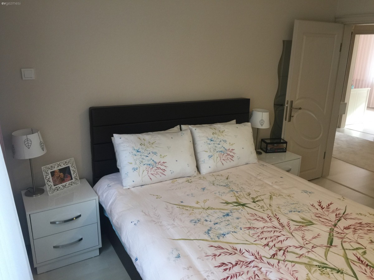 Sade ve sıcak yuvamız...