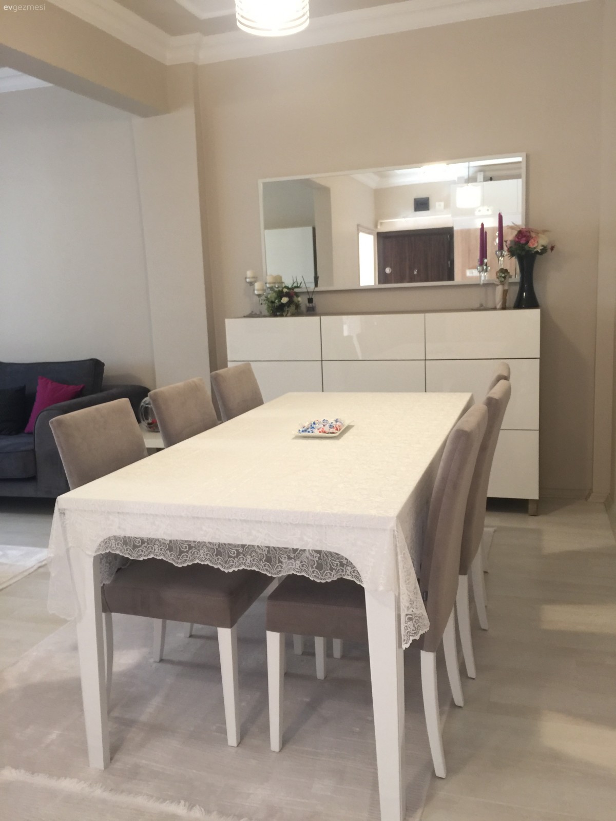 Sade ve sıcak yuvamız...