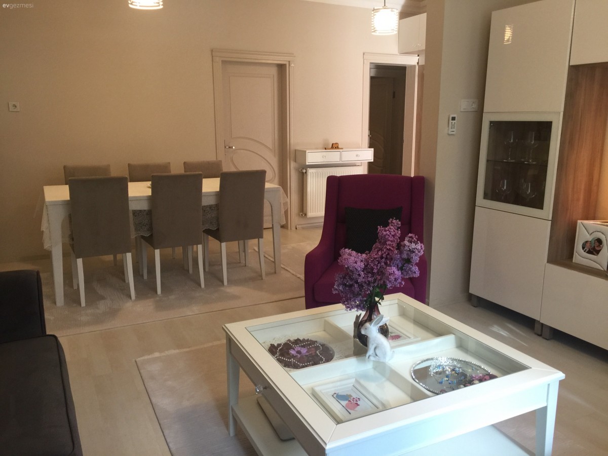 Sade ve sıcak yuvamız...