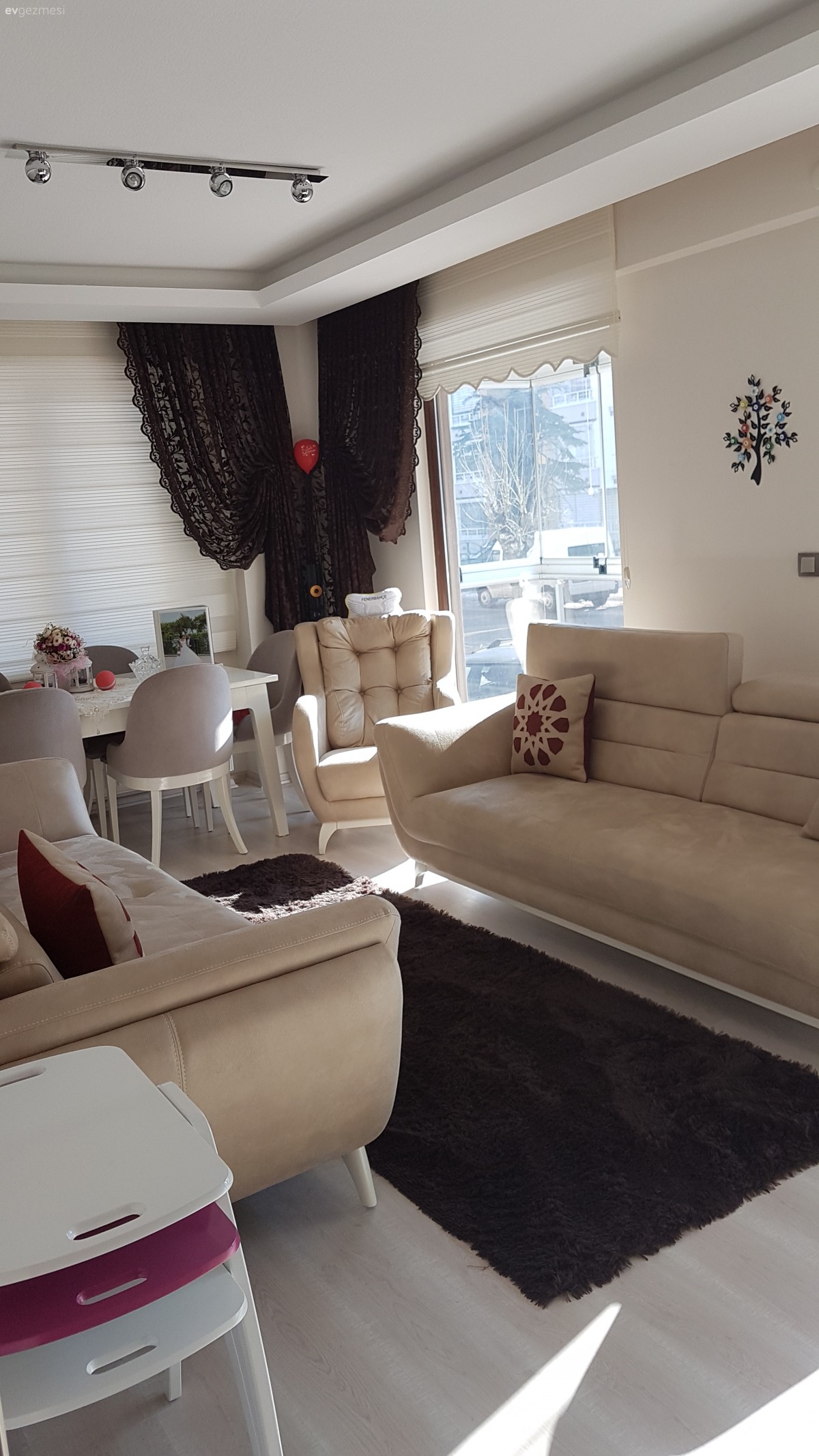 Bir erkek zevkiyle abartisiz sade yapmaya özen gösterdim sizce eksiğim