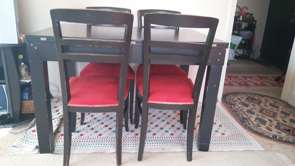 Yemek masası takımının boyası