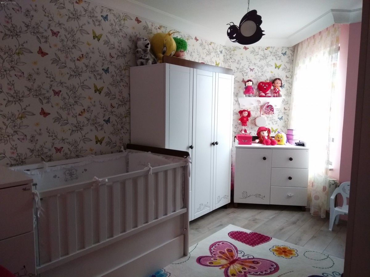 Çocuk Odası, Duvar kağıdı