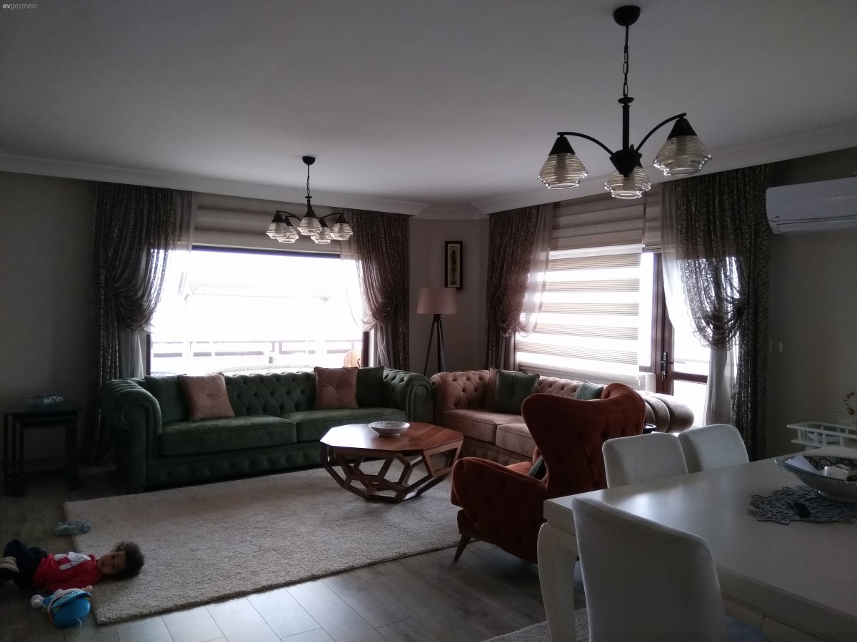 Halı, Krem, Orta sehpa, Salon, Turuncu, Yeşil