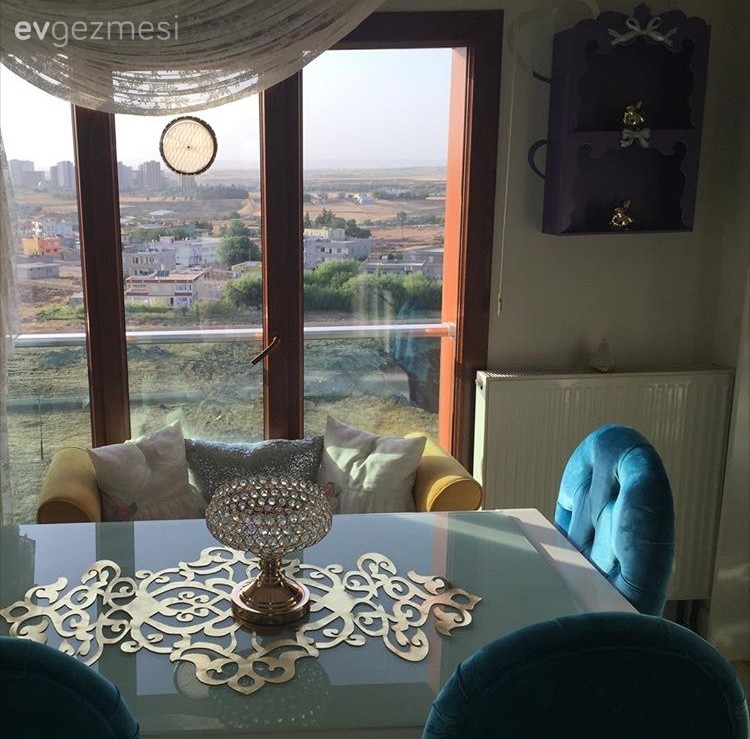 Gönül hanımın klasik ve moderni harmanladığı, göz alıcı evi..