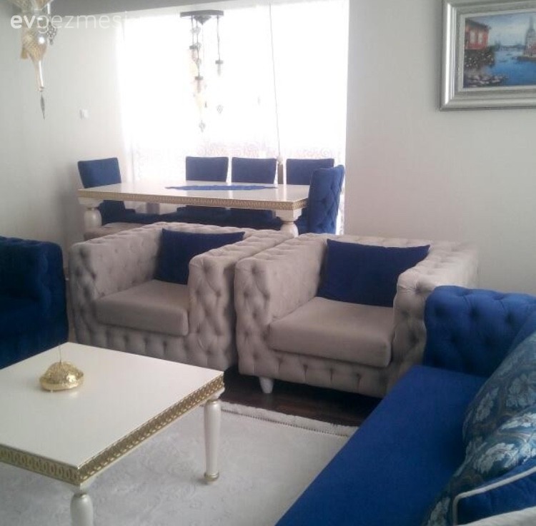 Gülay hanımın avangart ve klasiğin harmanı, şık salonu..