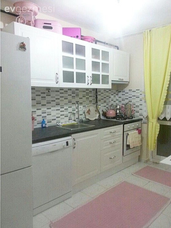 Beyaz mutfak, Halı, Mutfak