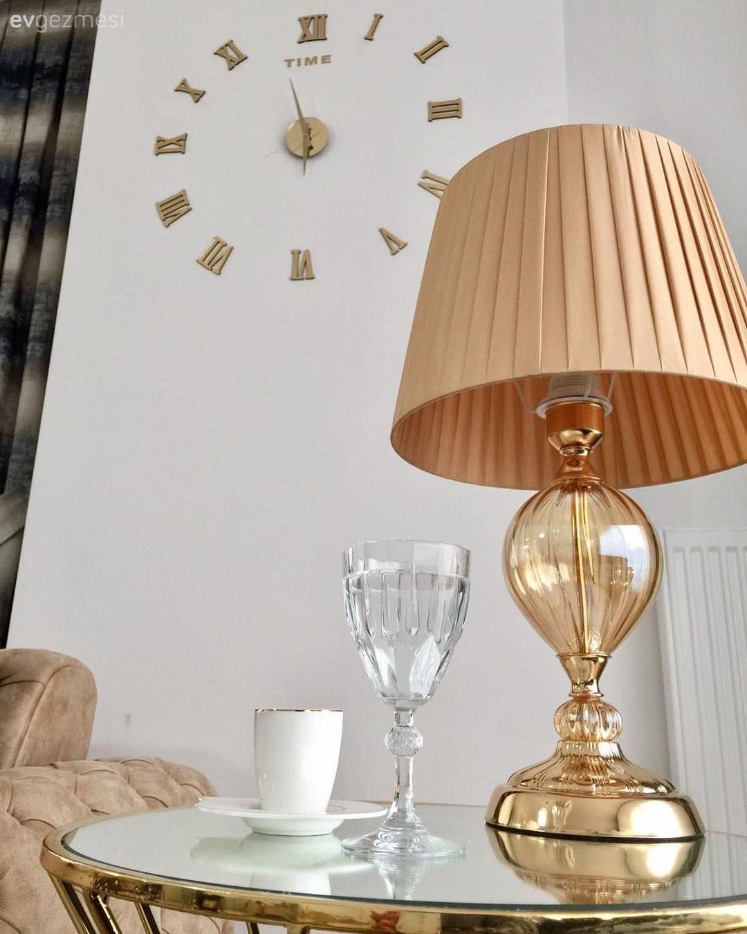 Abajur, Altın, Krem, Duvar saati, Salon