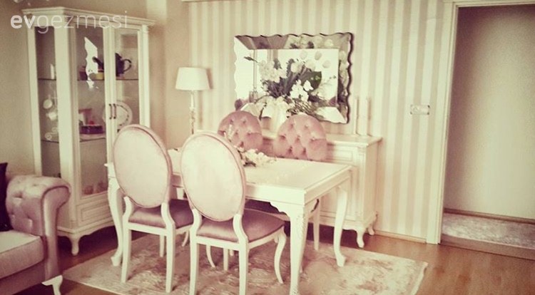 Abajur, Ayna, Duvar kağıdı, Pembe, Salon, Yemek Odası, Aydınlatma