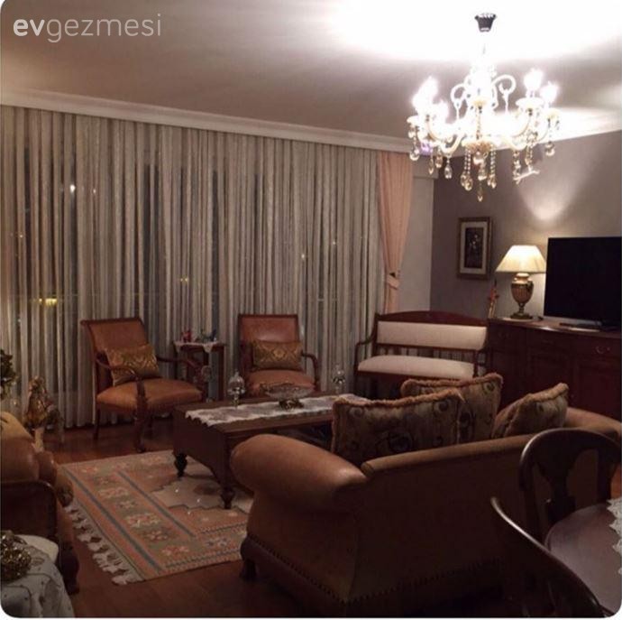 Çiğdem hanımın kahverengi tonlarında şık ve sıcak evi..