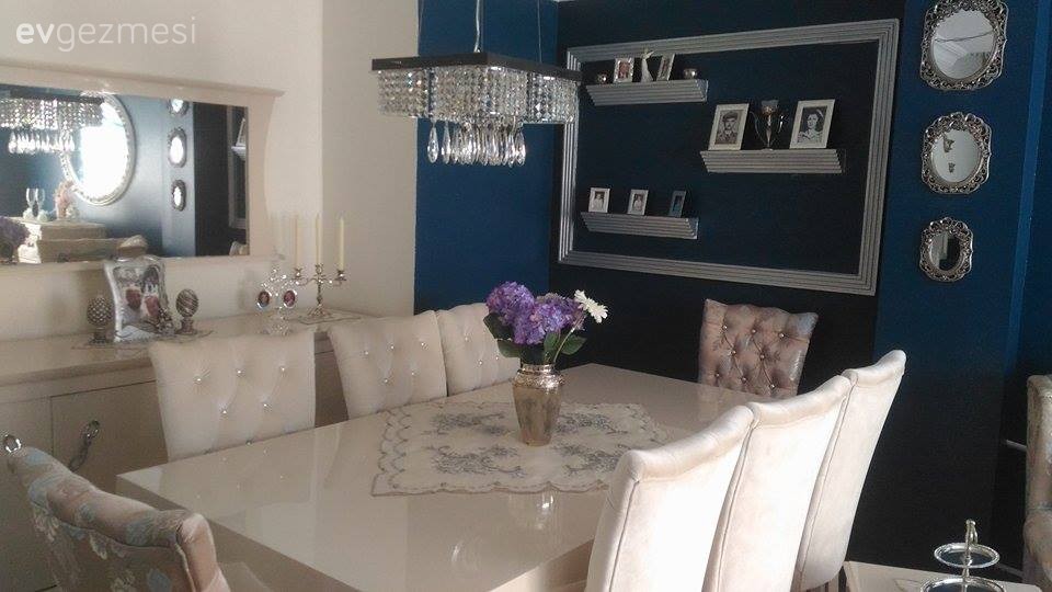 Nilgün hanımın her köşesini değerlendirdiği klasik stil evi..