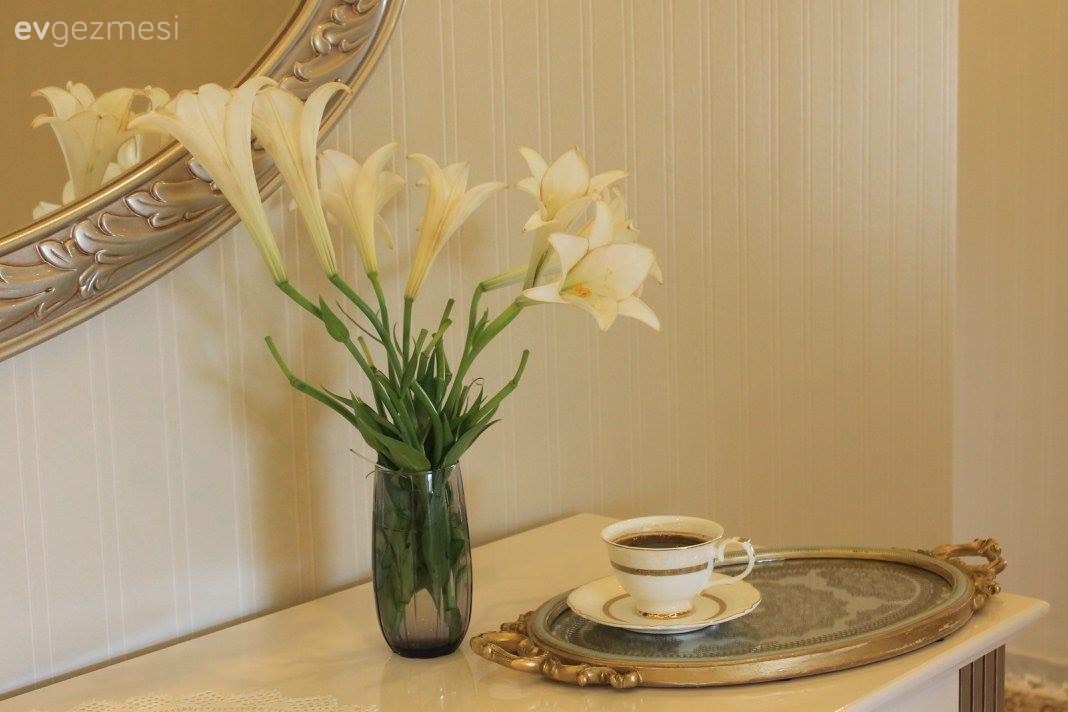 Betül hanımın her detayında uyumu yakaladığı, sıcak ve samimi evi..