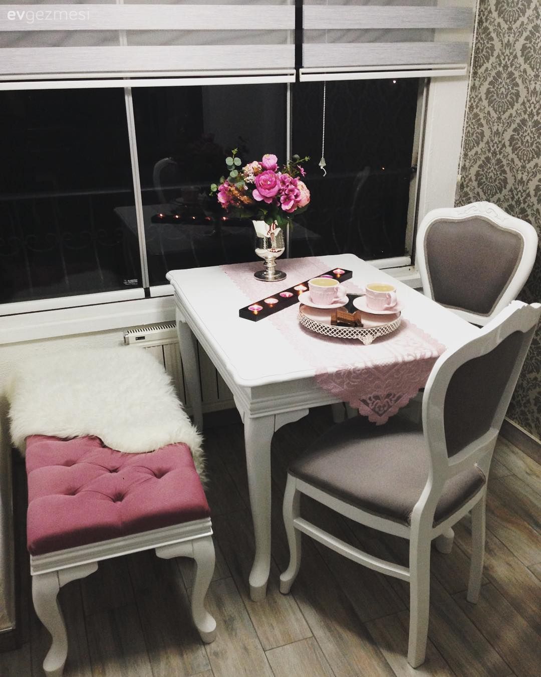 Balkon, Pembe, Koltuk örtüsü, Puf, Gri