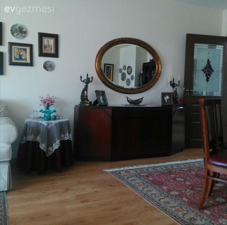 Ahşap Mobilya, Ayna, Duvar dekorasyonu, Konsol, Salon