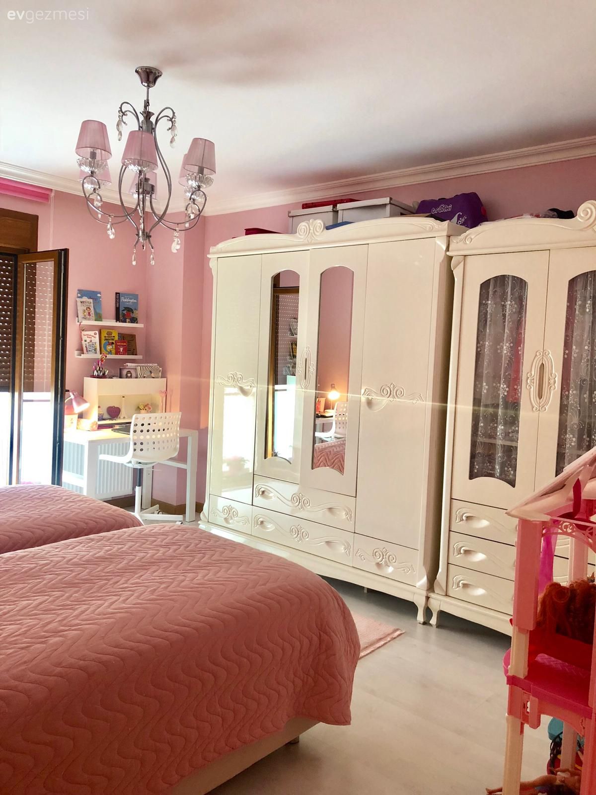 Çocuk Odası, Pembe