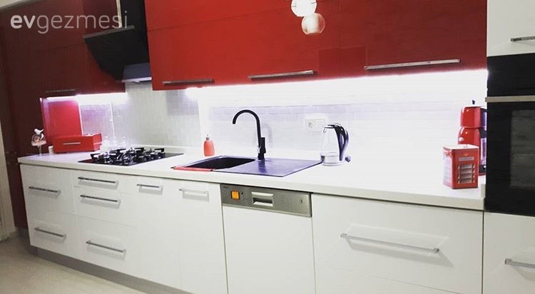 Kırmızı, Kırmızı mutfak, Modern mutfak, Mutfak