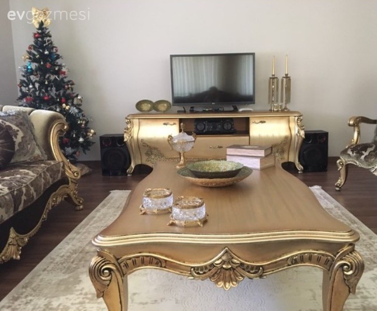 Tadilat sonrası her odasında farklı bir atmosfer. Asude hanımın evi..