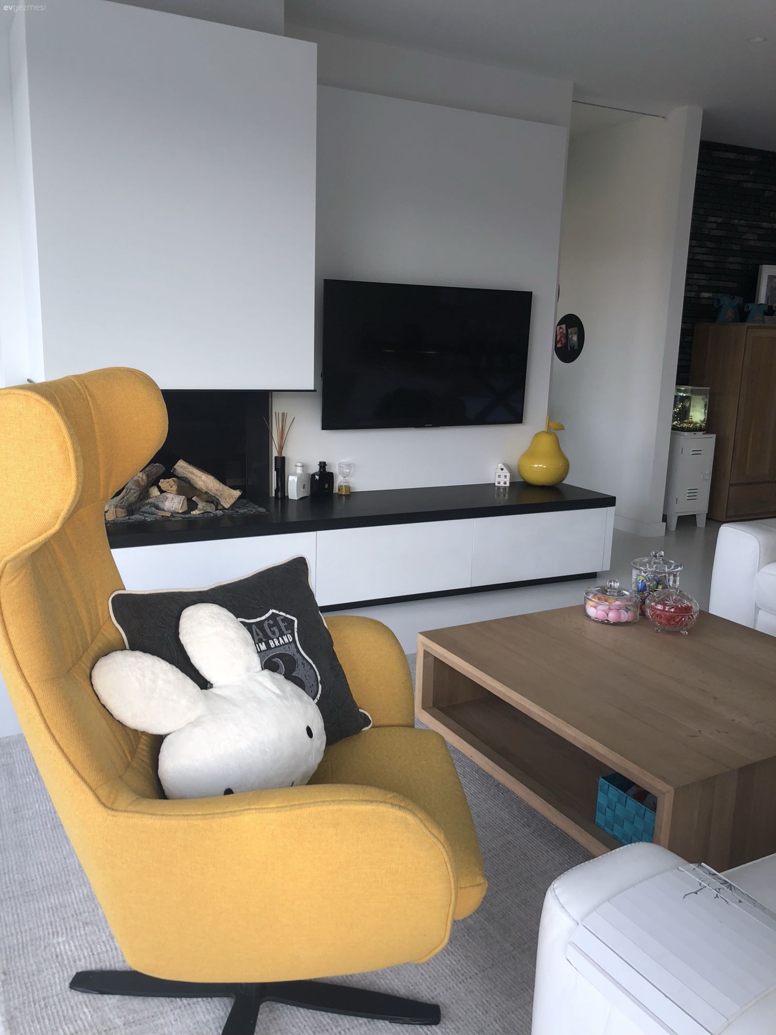 Salon, Sarı, Tv ünitesi, Şömine, Berjer, Modern, Ahşap Mobilya, Orta sehpa