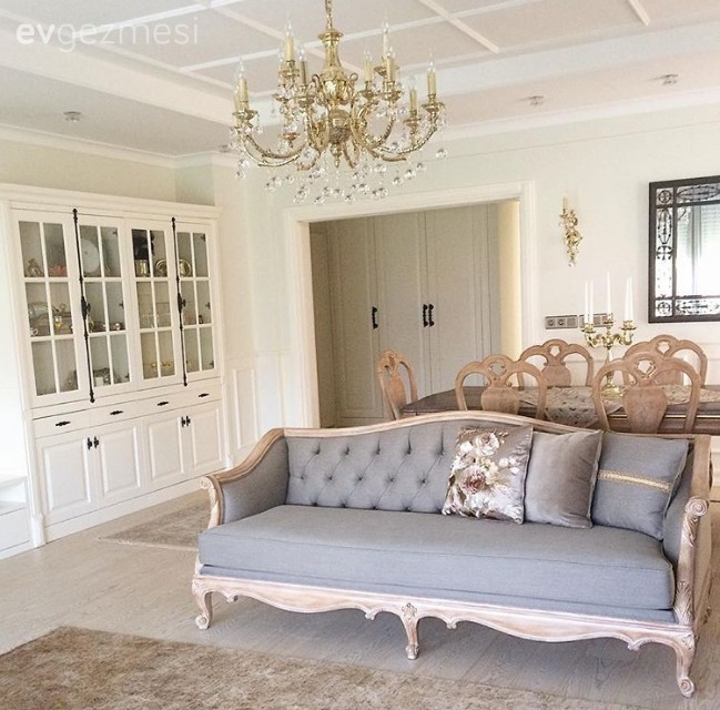 Nostaljik Şıklığın Hakim Olduğu Harika Bir Ev!