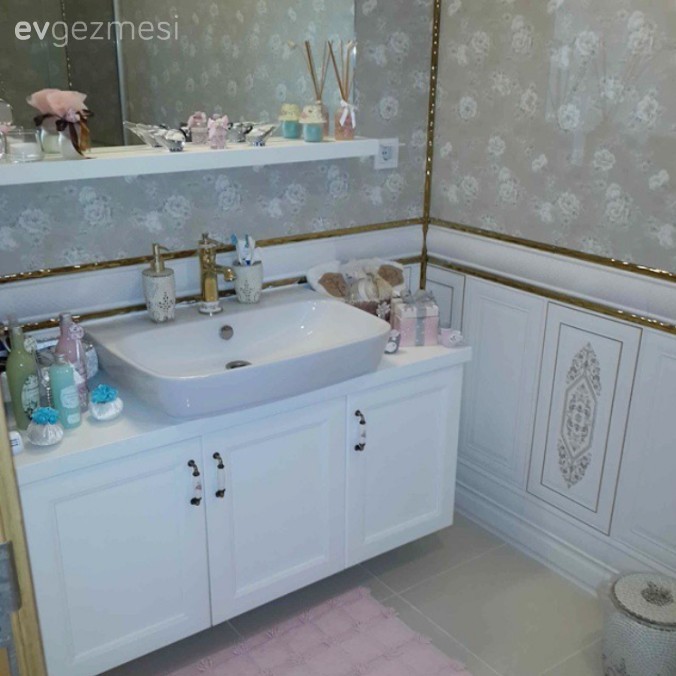 Beyhan hanımın pastel pembe, mavi ve yeşillerle country stil evi.