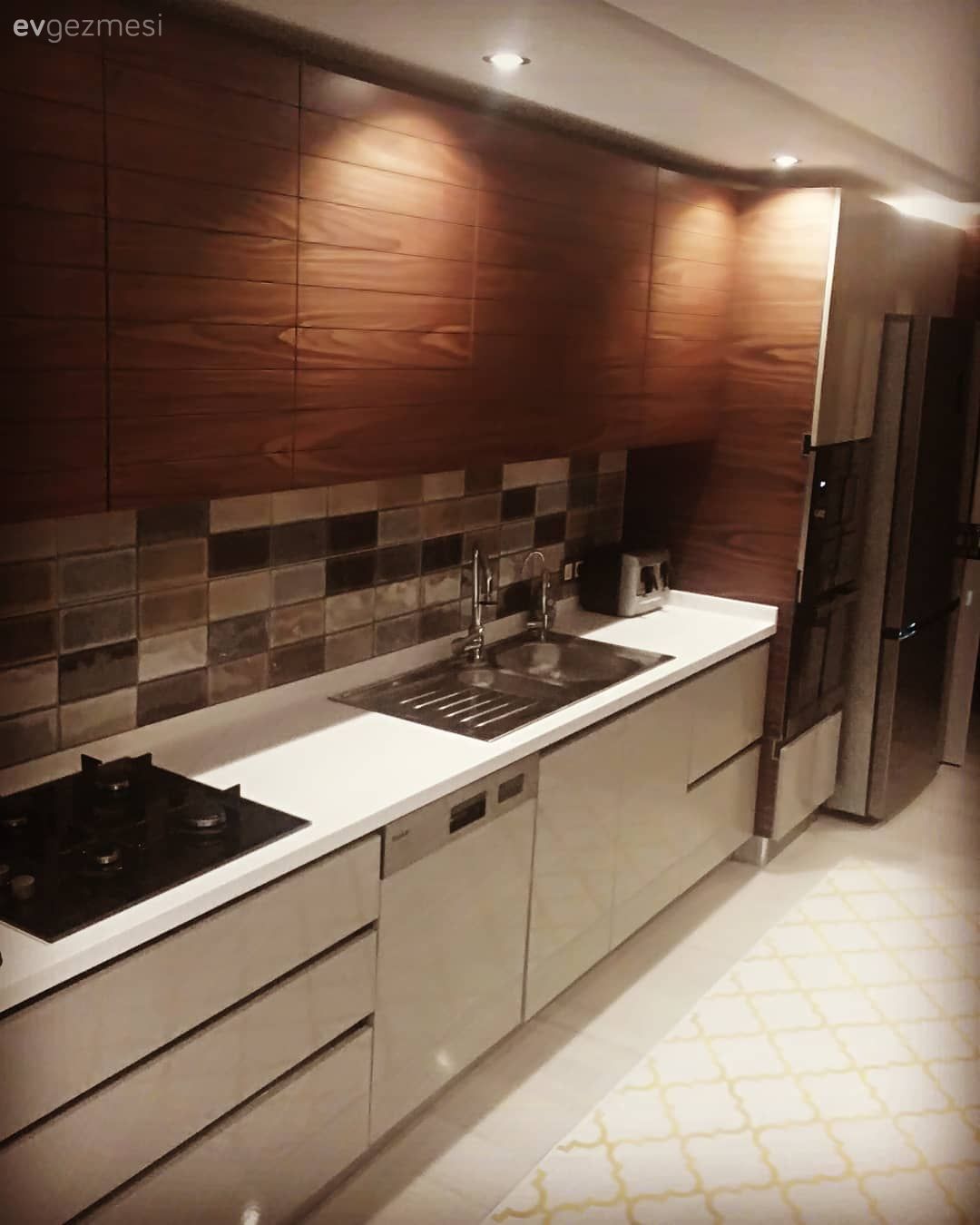 Bu İstanbul Evi Sıcacık Renklerle Davetkar Bir Hisse Sahip