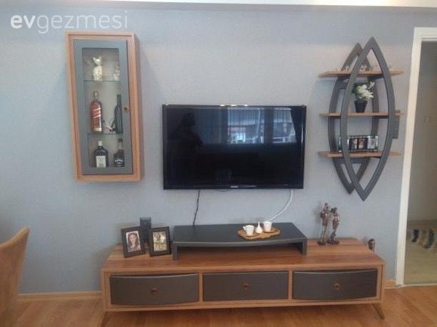 Salon, Tv ünitesi, Duvar rafı