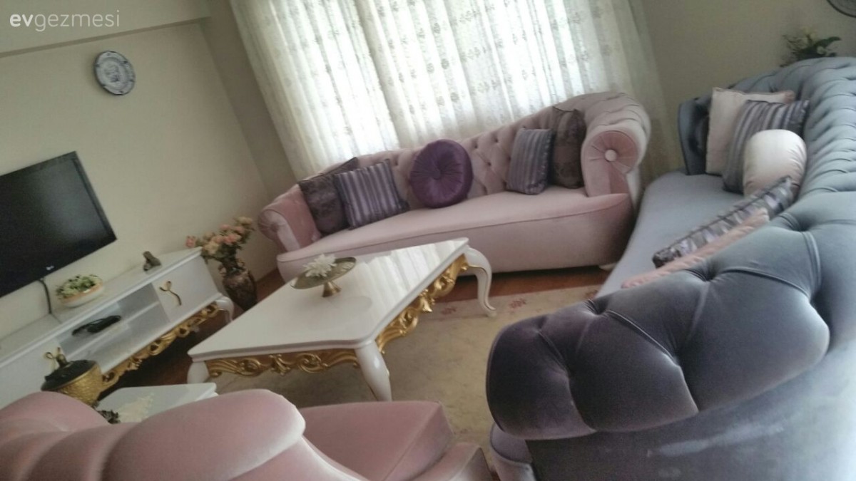 Altın, Gri, Halı, Orta sehpa, Pembe, Salon