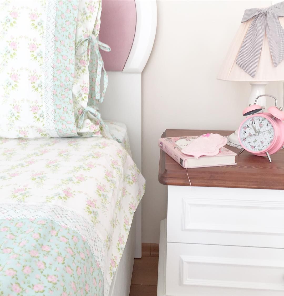 Abajur, Pembe, Duvar saati, Yatak Odası, Yatak örtüsü