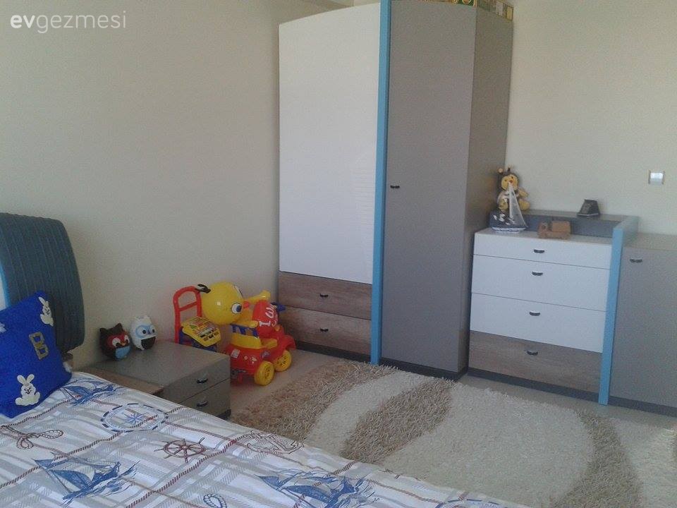 Yasemin hanımın monokrom krem renkle, sakin ve zarif evi..