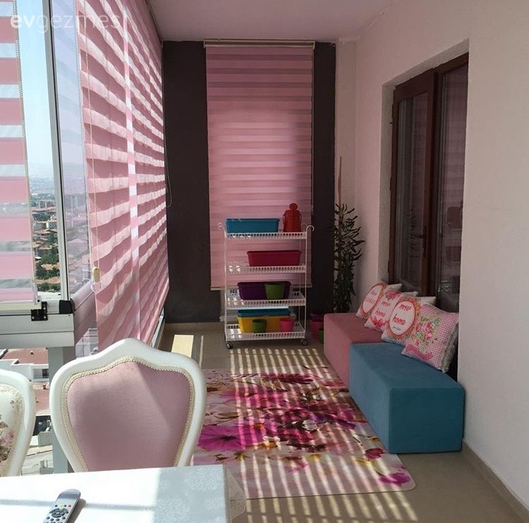 Balkon, Halı, Mavi, Pembe, Sedir