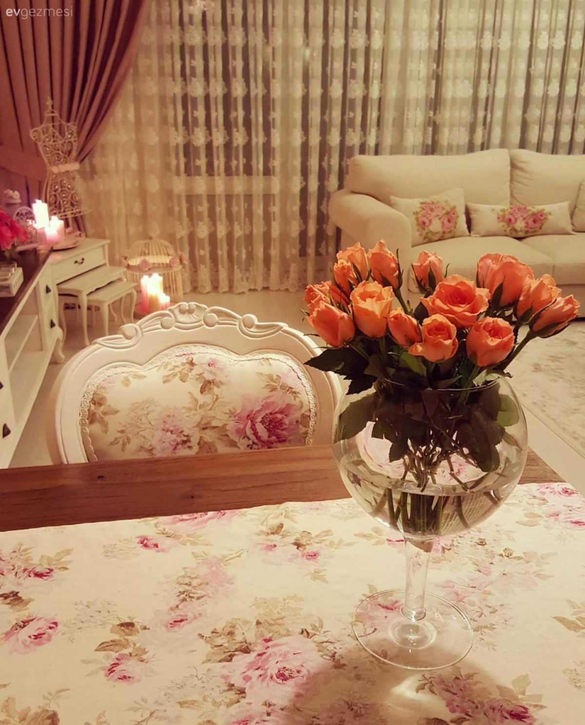 Büşra hanımın harika evinin ayrıntılarından kareler..