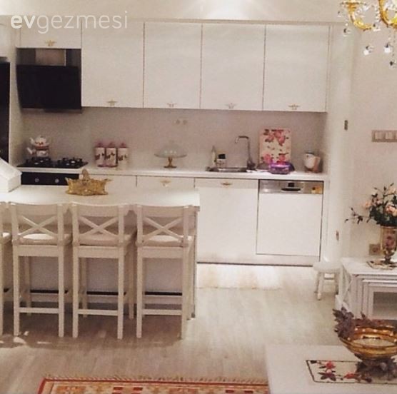 Altın, Amerikan Mutfak, Aydınlatma, Beyaz mutfak, Mutfak