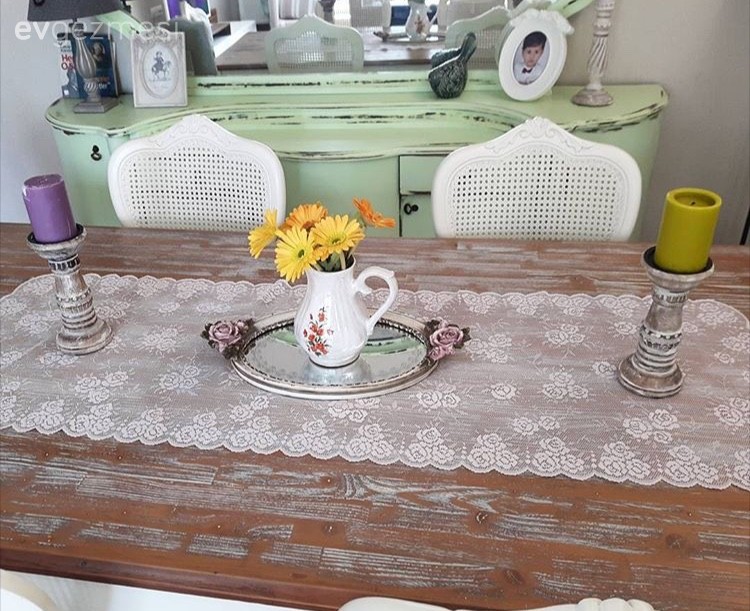 Pınar hanımın 30 yıllık mobilyaları değerlendirdiği nostaljik evi..