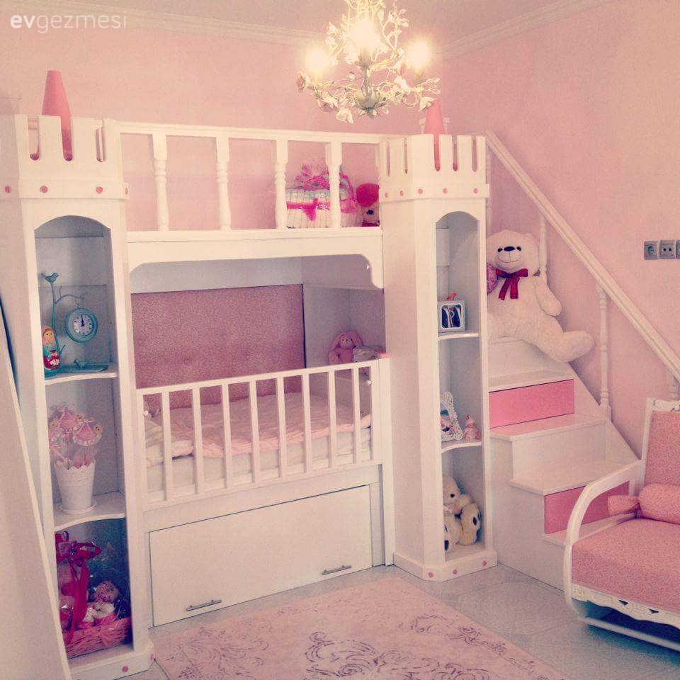 Esra hanımın minik kızı için yaptırdığı odası.