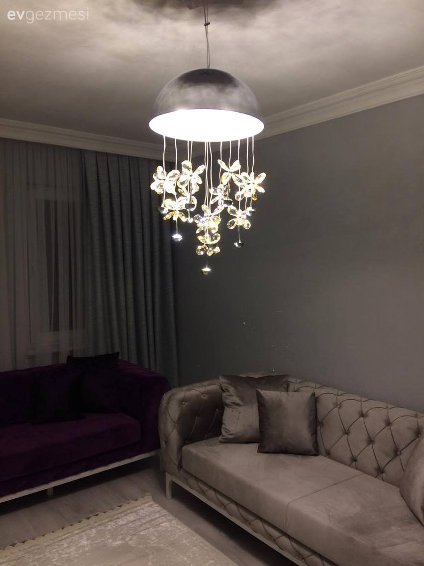 Avize, Chesterfield, Fon perde, Gri, Mor, Perde, Salon, Aydınlatma