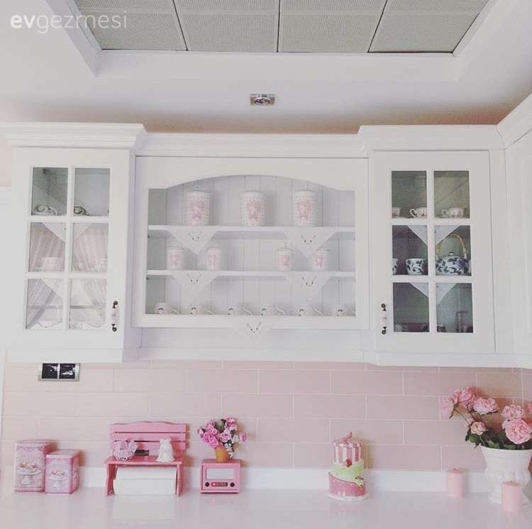 Beyaz mutfak, Mutfak, Pembe