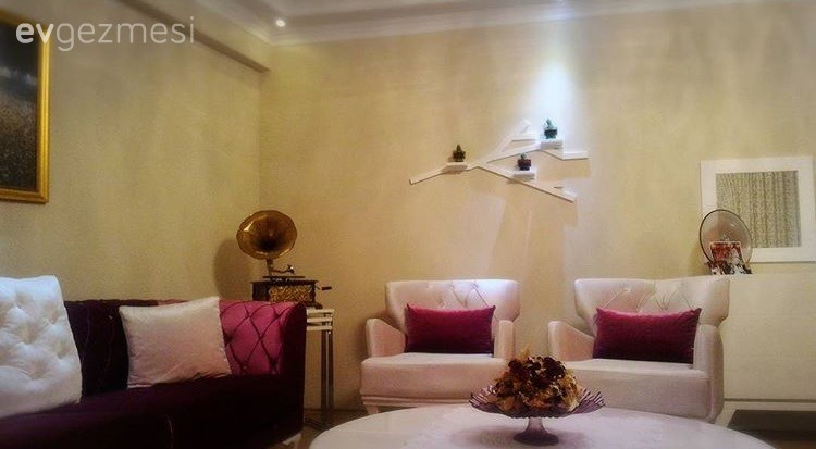 Berjer, Konsol, Duvar rafı, Salon