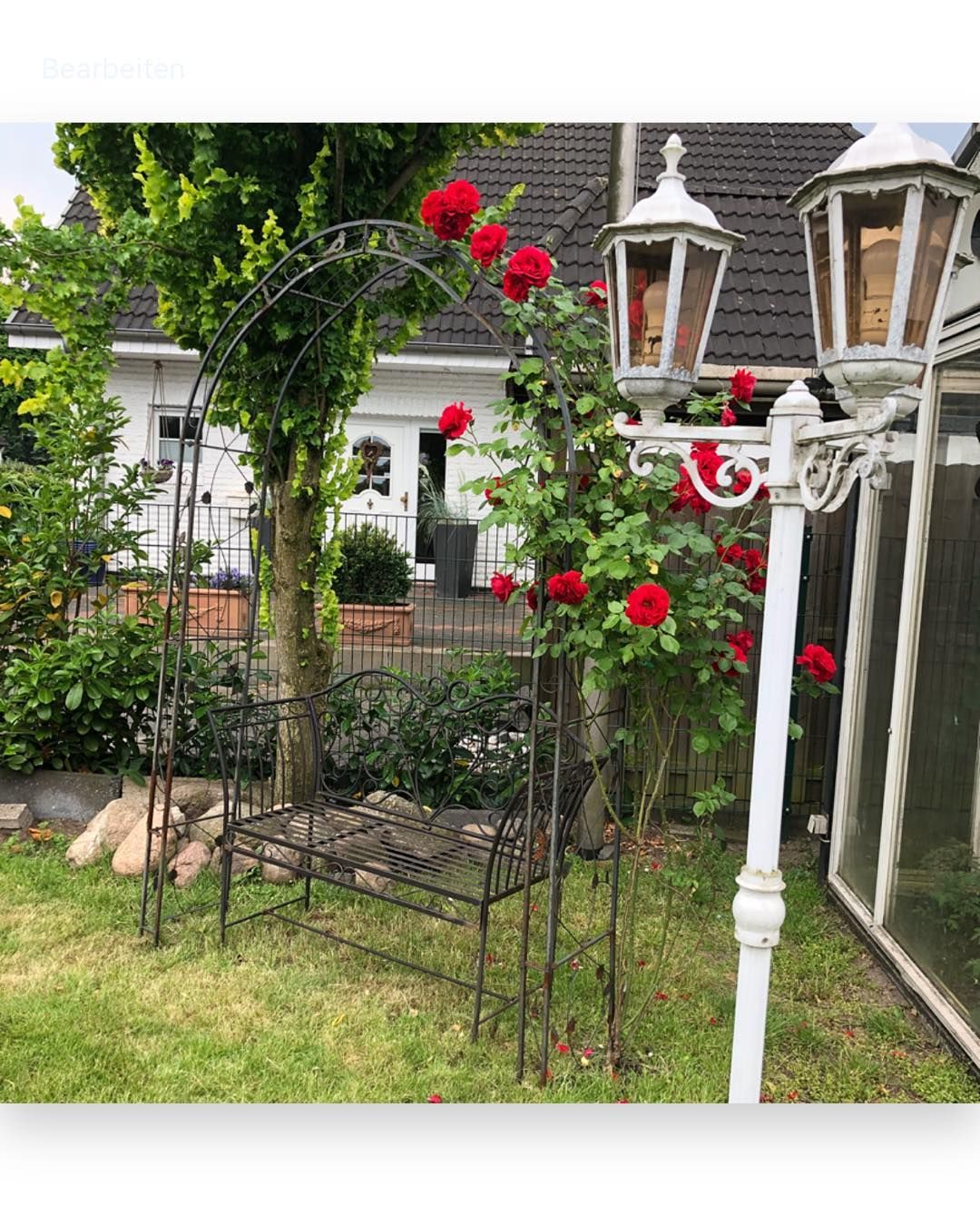 Bahçe Dekorasyonu: Mobilya ve Aksesuarlarla Güzelleşen Bahçeli Evler