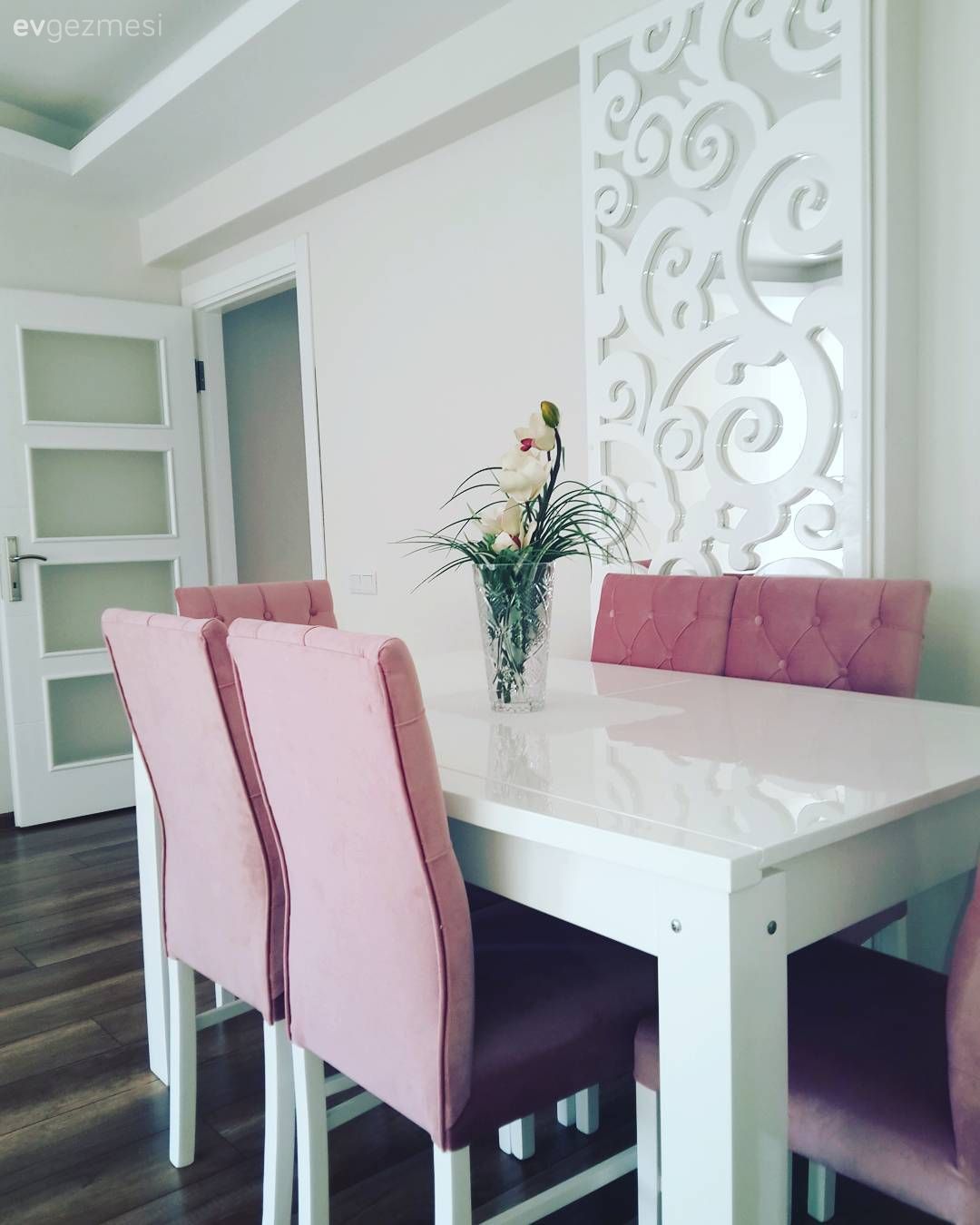 Duvar dekorasyonu, Yemek Odası