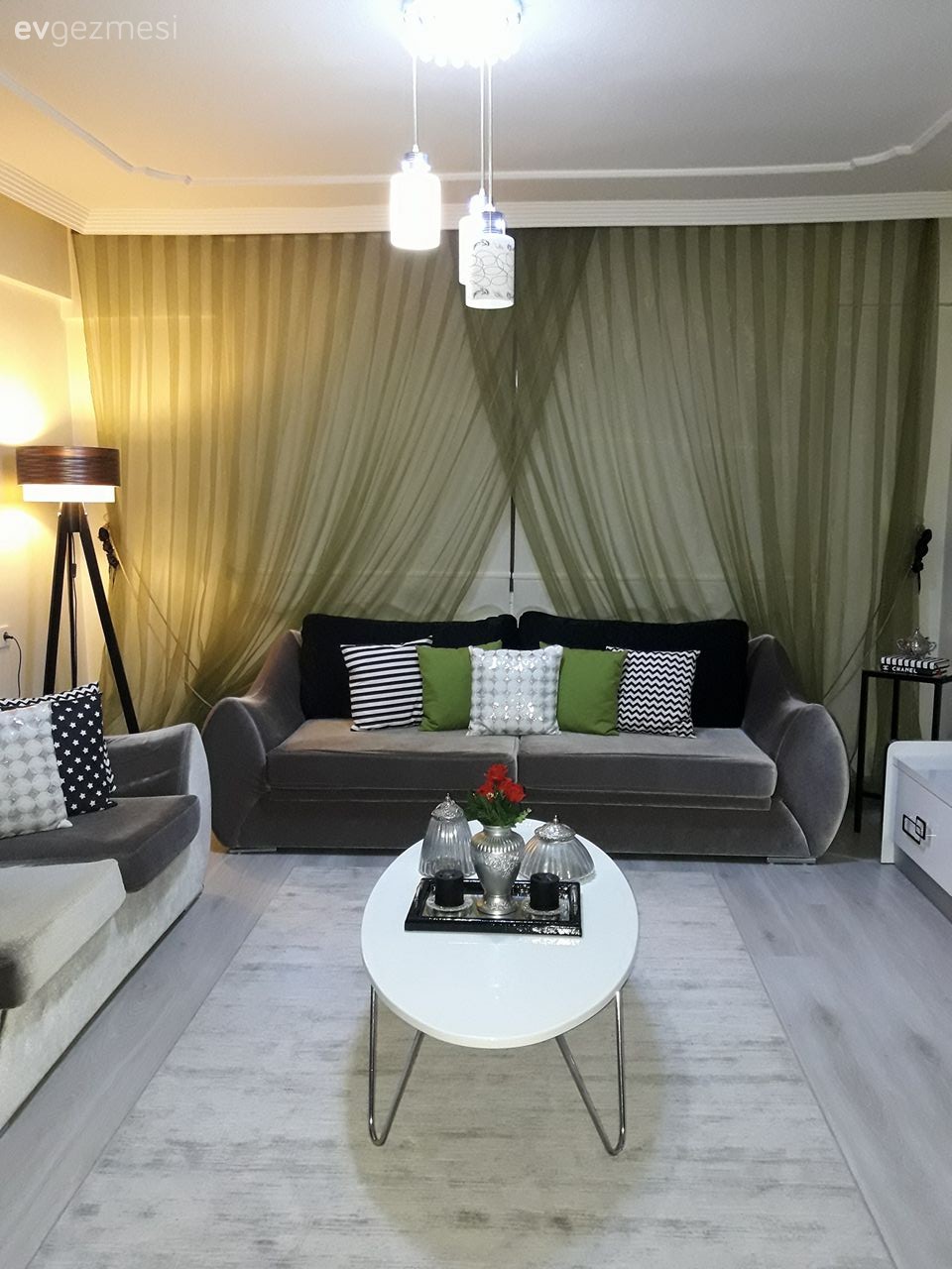 El emeği parçalarla, göz alıcı ve şık: Sibel hanımın evi..