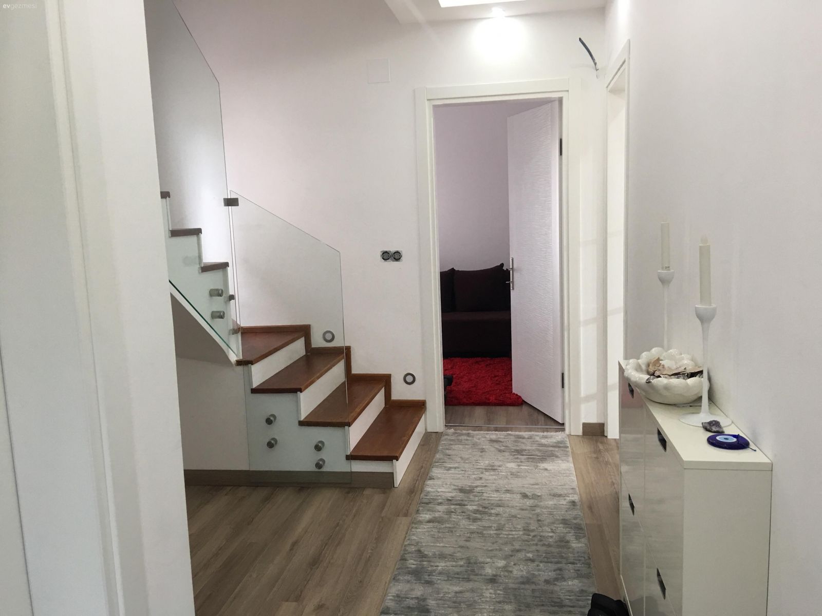 Rustik detaylar, doğal ve sıcak bir dekor. Gizem hanımın evinden..