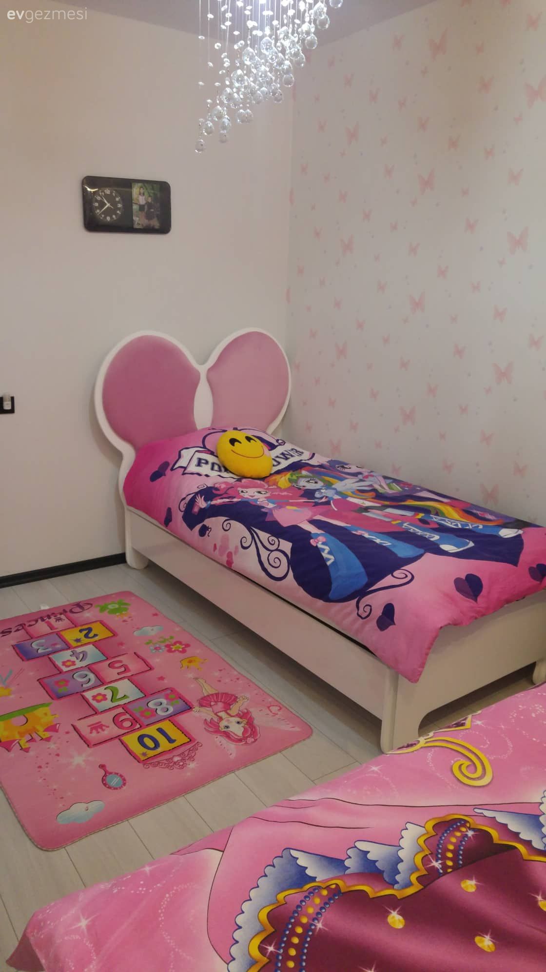 Çocuk Odası, Duvar kağıdı