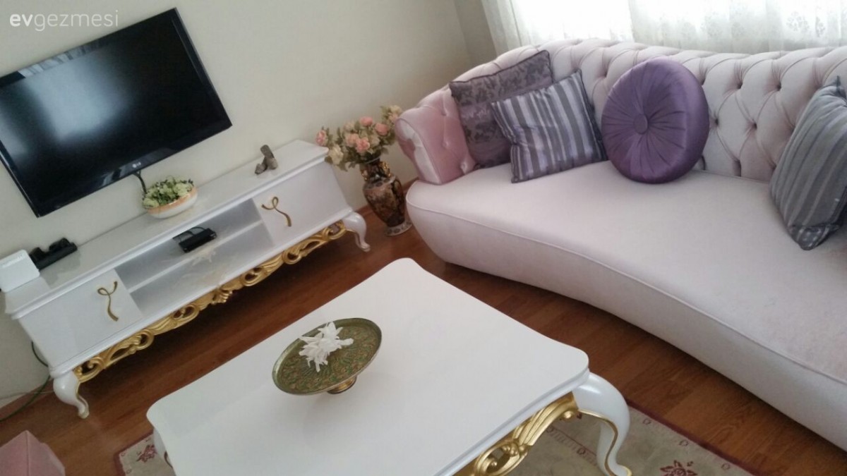Altın, Orta sehpa, Pembe, Salon, Tv ünitesi